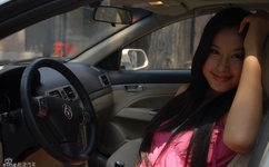 迈开腿给我看看你的草莓印